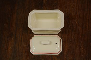 (n-7955) R Porcelaine, võitoos/ pasteedinõu nr. 85-4/0