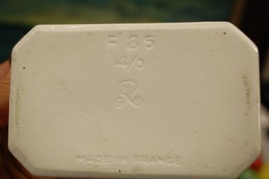 (n-7955) R Porcelaine, võitoos/ pasteedinõu nr. 85-4/0