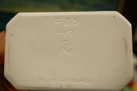 (n-7955) R Porcelaine, võitoos/ pasteedinõu nr. 85-4/0