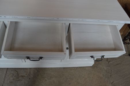 (n-7970) Valge pikem kummut servant