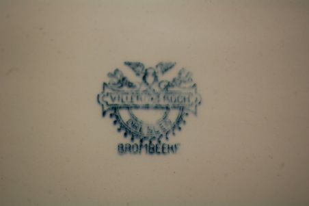 (n-7988/2) Villeroy & Boch, Brombeere, suur vaalne vaagen "Murakas"