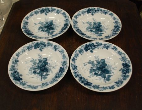 (n-7988/3) Villeroy & Boch, Brombeere, supi-pastataldrikud "Murakas", 4tk