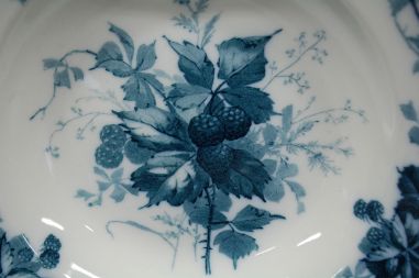 (n-7988/3) Villeroy & Boch, Brombeere, supi-pastataldrikud "Murakas", 4tk
