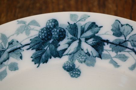 (n-7988/3) Villeroy & Boch, Brombeere, supi-pastataldrikud "Murakas", 4tk