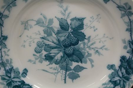(n-7988/4) Villeroy & Boch, Brombeere, praetaldrikud "Murakas", 4tk