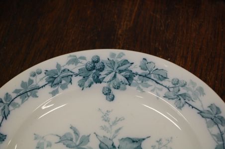 (n-7988/4) Villeroy & Boch, Brombeere, praetaldrikud "Murakas", 4tk