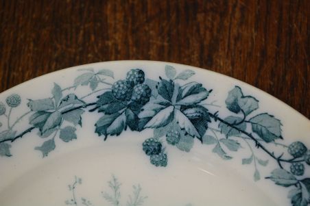 (n-7988/4) Villeroy & Boch, Brombeere, praetaldrikud "Murakas", 4tk