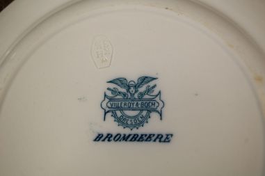 (n-7988/4) Villeroy & Boch, Brombeere, praetaldrikud "Murakas", 4tk