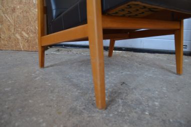(n-7993) Retro tugitool