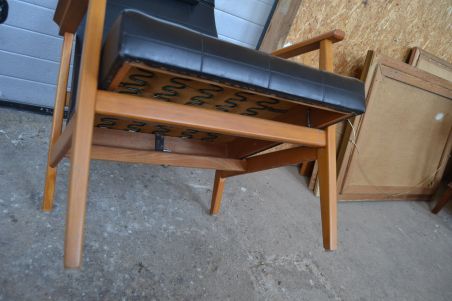 (n-7993) Retro tugitool