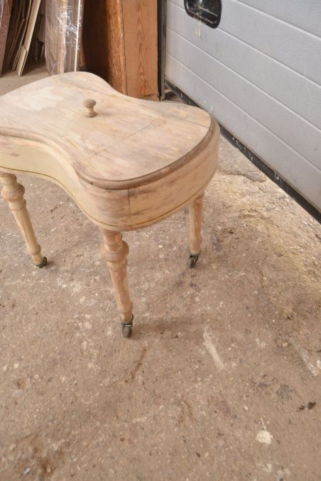 (n-8006) Vana puidust bidee raam