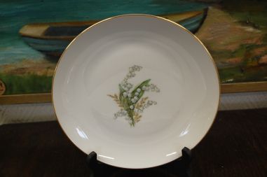 (n-8015/2) Selb Bavaria Krautheim, Liljekonval piibelehtedega salatitaldrikud, 4tk