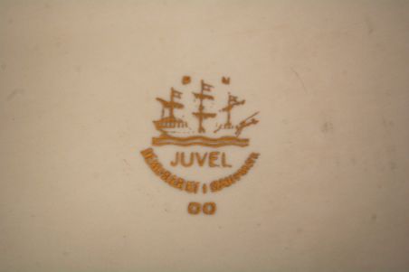 (n-8037/1) Juvel, ovaalne madal vaagen
