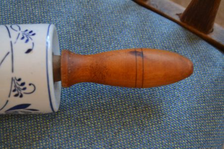 (n-8039) Sibulamustriga taignarull