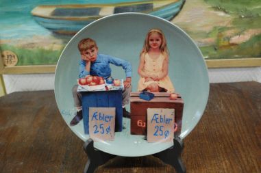(n-8042/4) Bing & Grondahl, Kurt Ard, kollektsioontaldrik nr 5 197B