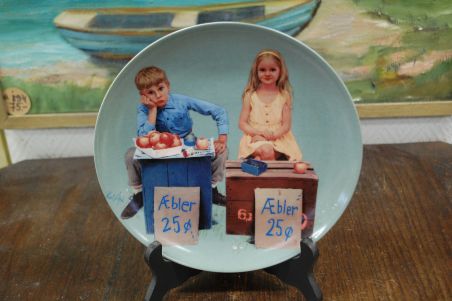 (n-8042/4) Bing & Grondahl, Kurt Ard, kollektsioontaldrik nr 5 197B