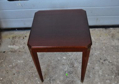 (n-8049) Väike lauake