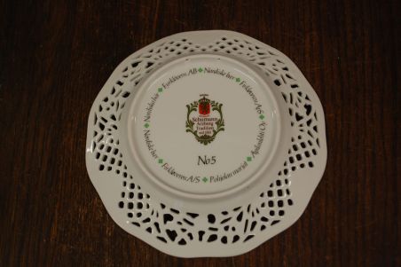 (n-8056/3) Bavaria Schumann Arzberg Tradition, kollektsioontaldrik "karusmari", nr5
