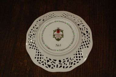 (n-8056/4) Bavaria Schumann Arzberg Tradition, kollektsioontaldrik "Aedmurakas", nr3