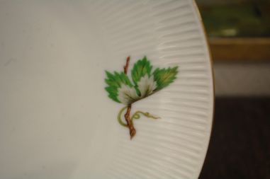 (L-838/1) Bavaria Winterling Marktleuthen, viinamarjaokstega praetaldrikud, 4tk