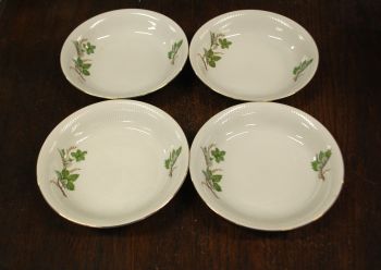 (L-838/2) Bavaria Winterling Marktleuthen, viinamarjaokstega supi-pastataldrikud, 4tk