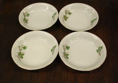 (L-838/2) Bavaria Winterling Marktleuthen, viinamarjaokstega supi-pastataldrikud, 4tk
