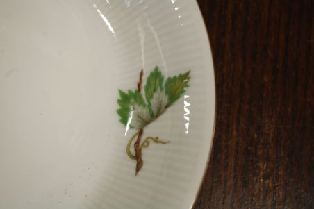 (L-838/2) Bavaria Winterling Marktleuthen, viinamarjaokstega supi-pastataldrikud, 4tk