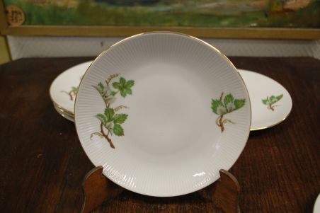 (L-838/3) Bavaria Winterling Marktleuthen, viinamarjaokstega salatitaldrikud, 6tk