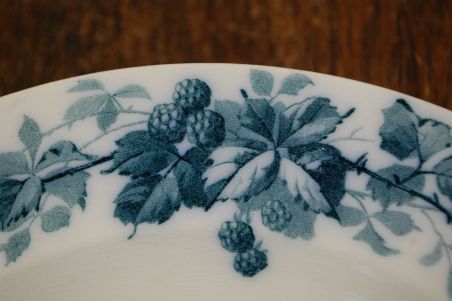 (n-7988/6) Villeroy & Boch, Brombeere, supi-pastataldrikud "Murakas", 4tk