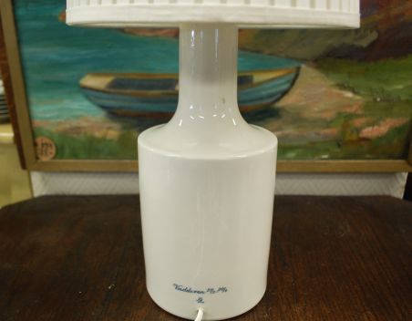 (n-8074) Royal Copenhagen, Kai Lange portselanist laualamp "Jäär"nr 927243