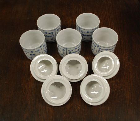 (n-3441) Jäger Eisenberg Original Blau Saks, õlelillemustriga maitseainetoosid, 5tk