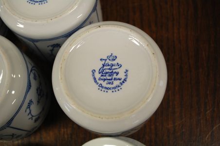 (n-3441) Jäger Eisenberg Original Blau Saks, õlelillemustriga maitseainetoosid, 5tk