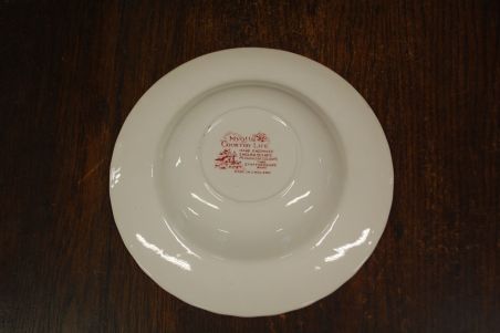 (n-4967/3) Myotts Country Life, hobustega punased supi-pastataldrikud, 4tk