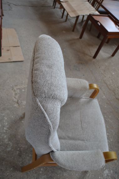 (L-841)  HJORT KNUDSEN  (Taani) kallutatav tugitool