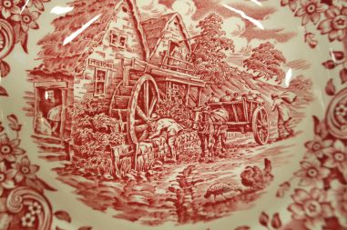 (n-3842) Royal Tudor Ware "17 Century England", supi-pastataldrikud, 3tk
