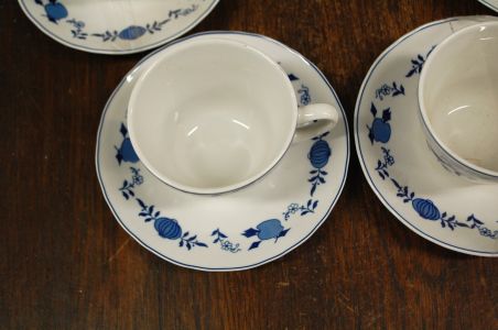 (n-4012) GPK Schloss Schönbrunn Porzellan sibulamustrilised kohvitassid-taldrikud, 5tk