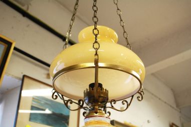 (L-849) Klaaskupliga laelühter