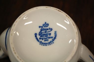 (n-4049/2) Jäger Eisenberg Original Blau Saks, õlelille mustriga kann, suhkrutoos ja koorekann