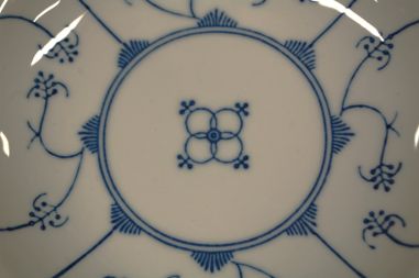 (n-4049/3) Jäger Eisenberg Original Blau Saks, õlelille mustriga supi-pastataldrikud, 4tk