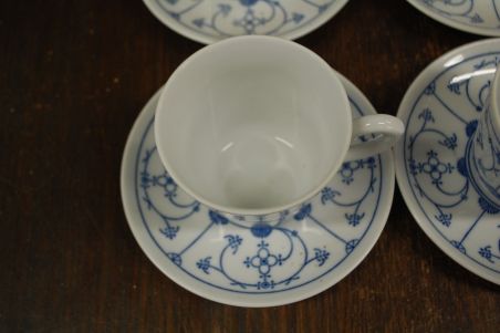 (n-4048) Kahla Original Blau Saks õlelillemustriga kohvitassid-taldrikud, 4tk