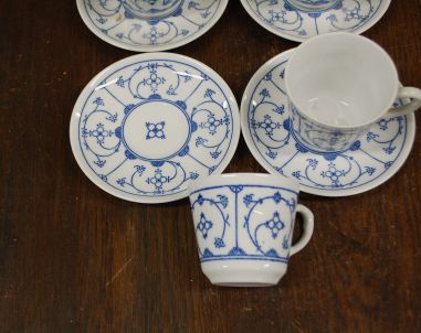 (n-4048) Kahla Original Blau Saks õlelillemustriga kohvitassid-taldrikud, 4tk