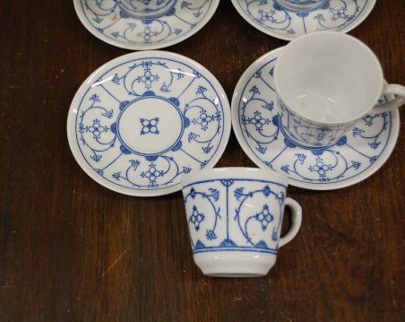 (n-4048) Kahla Original Blau Saks õlelillemustriga kohvitassid-taldrikud, 4tk