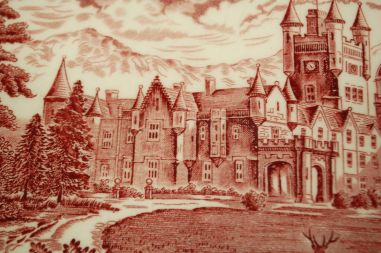 (n-4159) Enoch Wedgwood LTD, Royal homes of Britain, suur ovaalne  vaagen