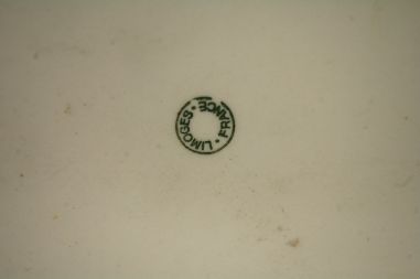 (n-339) Limoges, Porcelaine & Art,  sangaga juustuvaagen