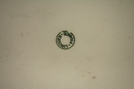 (n-339) Limoges, Porcelaine & Art,  sangaga juustuvaagen