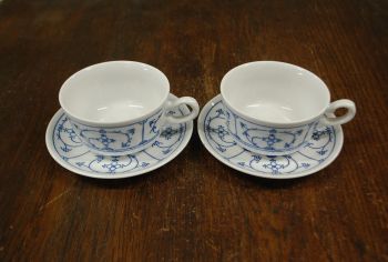 (n-7602) Kahla Original Blau Saks õlelillemustriga  kohvitassid-taldrikud, 2tk
