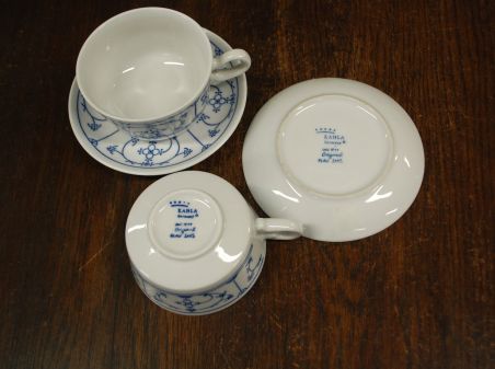 (n-7602) Kahla Original Blau Saks õlelillemustriga  kohvitassid-taldrikud, 2tk