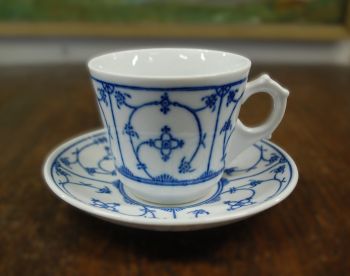 (n-4049/4) Jäger Eisenberg Original Blau Saks, õlelille mustriga kohvitassid-taldrikud, 2tk 2