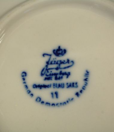 (n-4049/4) Jäger Eisenberg Original Blau Saks, õlelille mustriga kohvitassid-taldrikud, 2tk