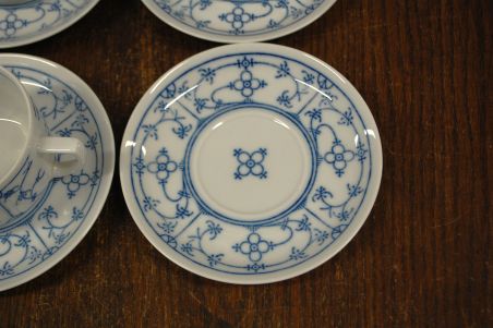 (n-4126/2) Bavaria Winterling Schwarzenbach, õlelille mustriga kohvitassid-taldrikud, 4tk